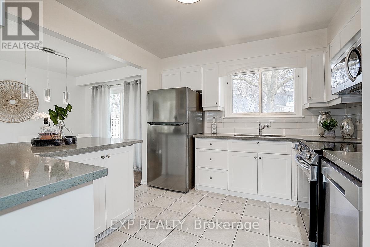 11 Tullamore Road Property Photo 23