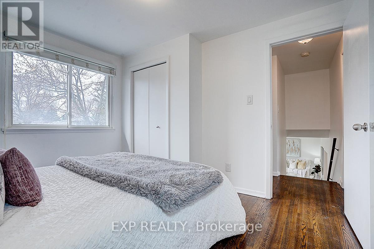 11 Tullamore Road Property Photo 30