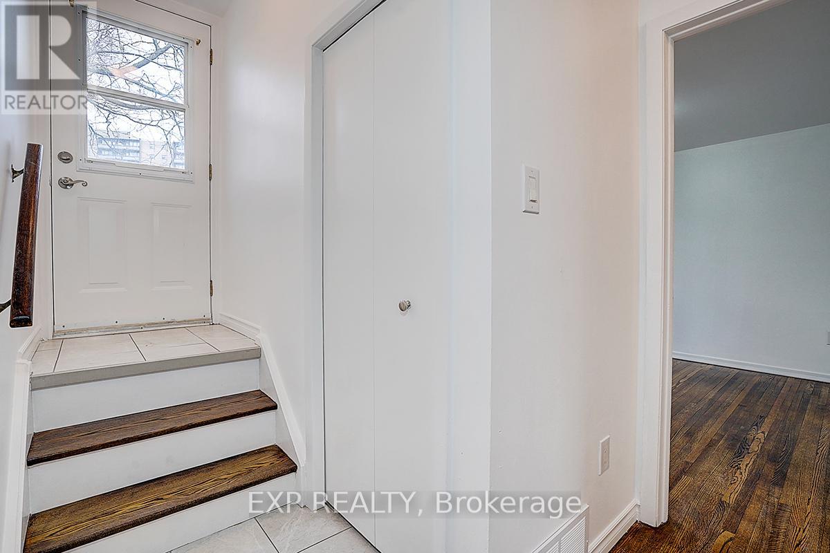 11 Tullamore Road Property Photo 33