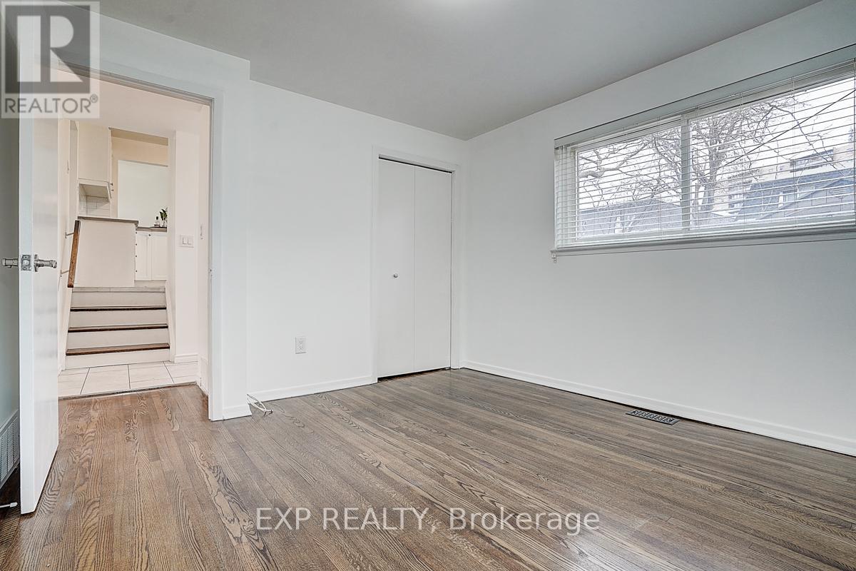 11 Tullamore Road Property Photo 36