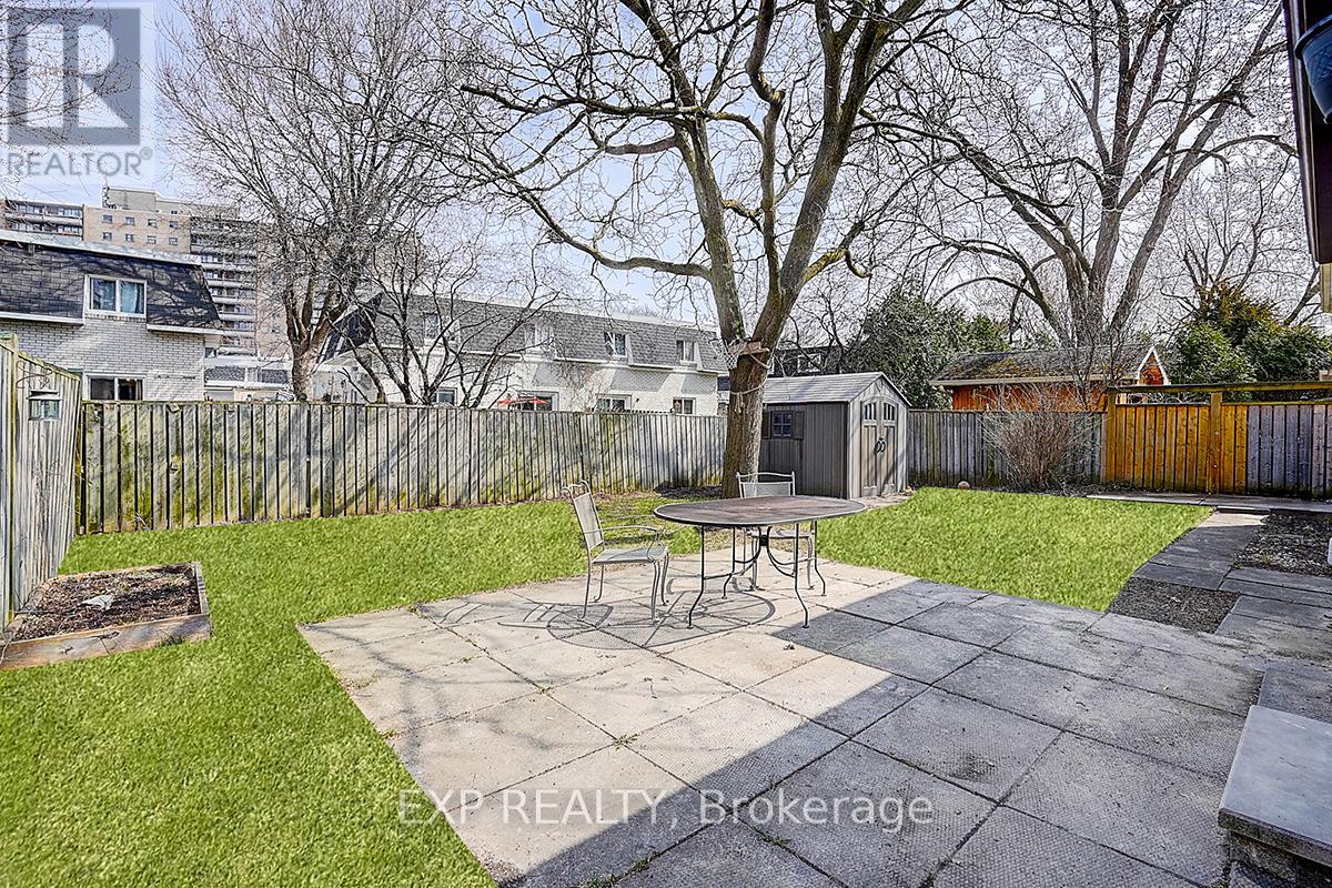 11 Tullamore Road Property Photo 48
