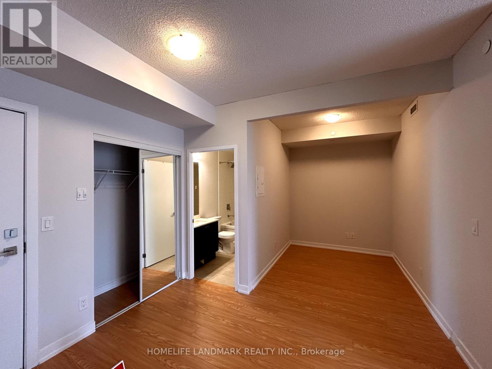 3006 - 510 Curran Place Property Photo 5