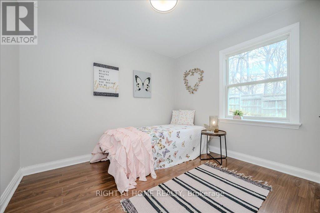 18 Dayfoot Drive Property Photo 15