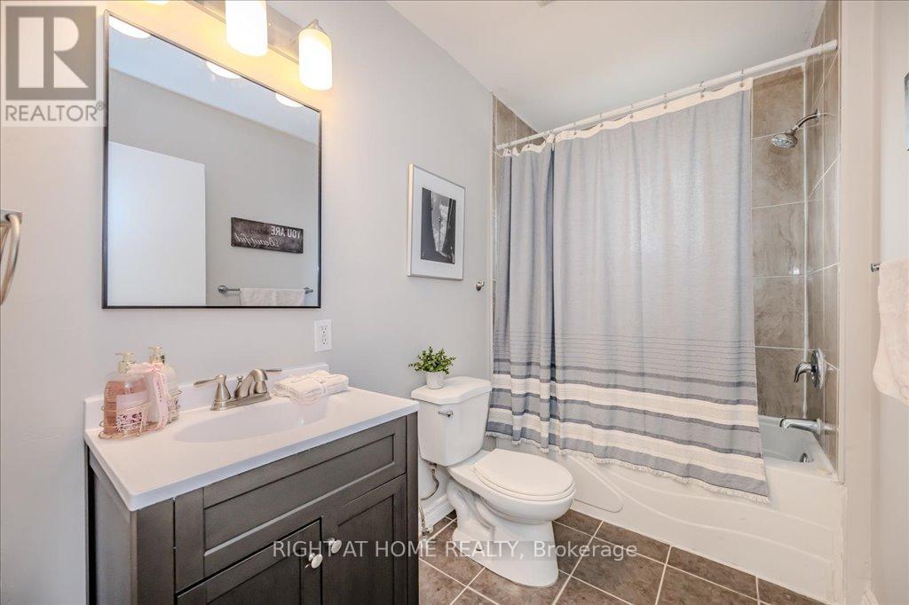 18 Dayfoot Drive Property Photo 17