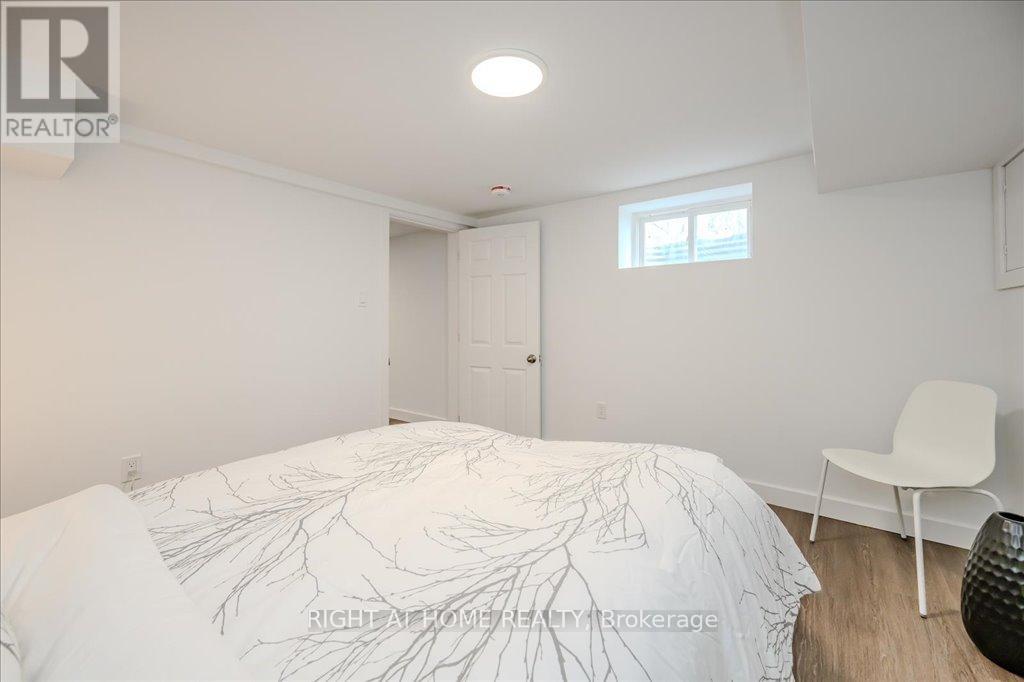 18 Dayfoot Drive Property Photo 25