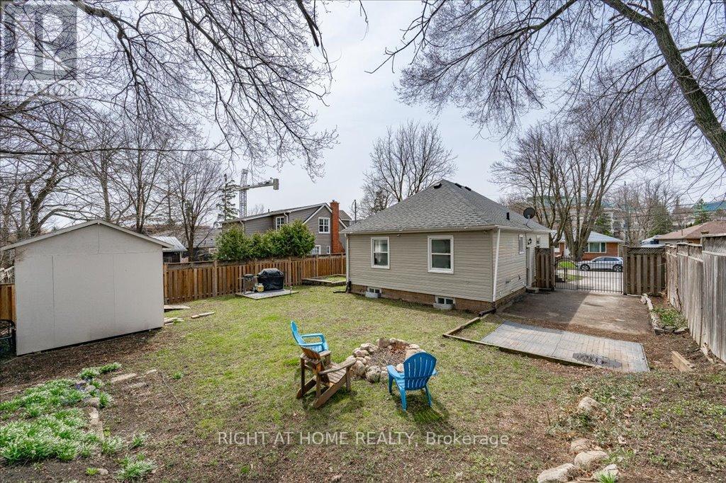 18 Dayfoot Drive Property Photo 32