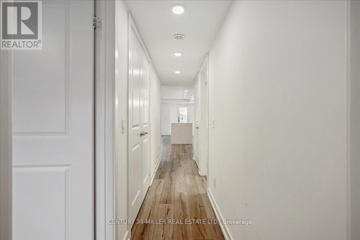 108 - 3058 Sixth Line Property Photo 21