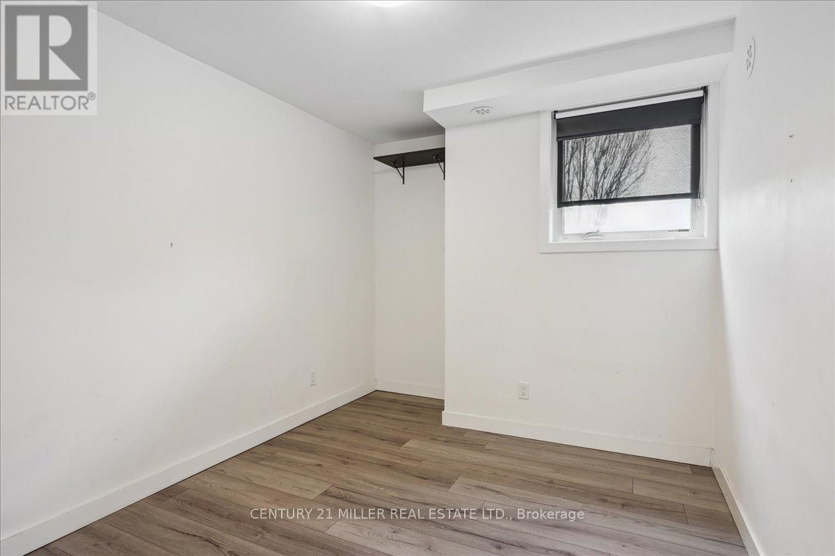 108 - 3058 Sixth Line Property Photo 22