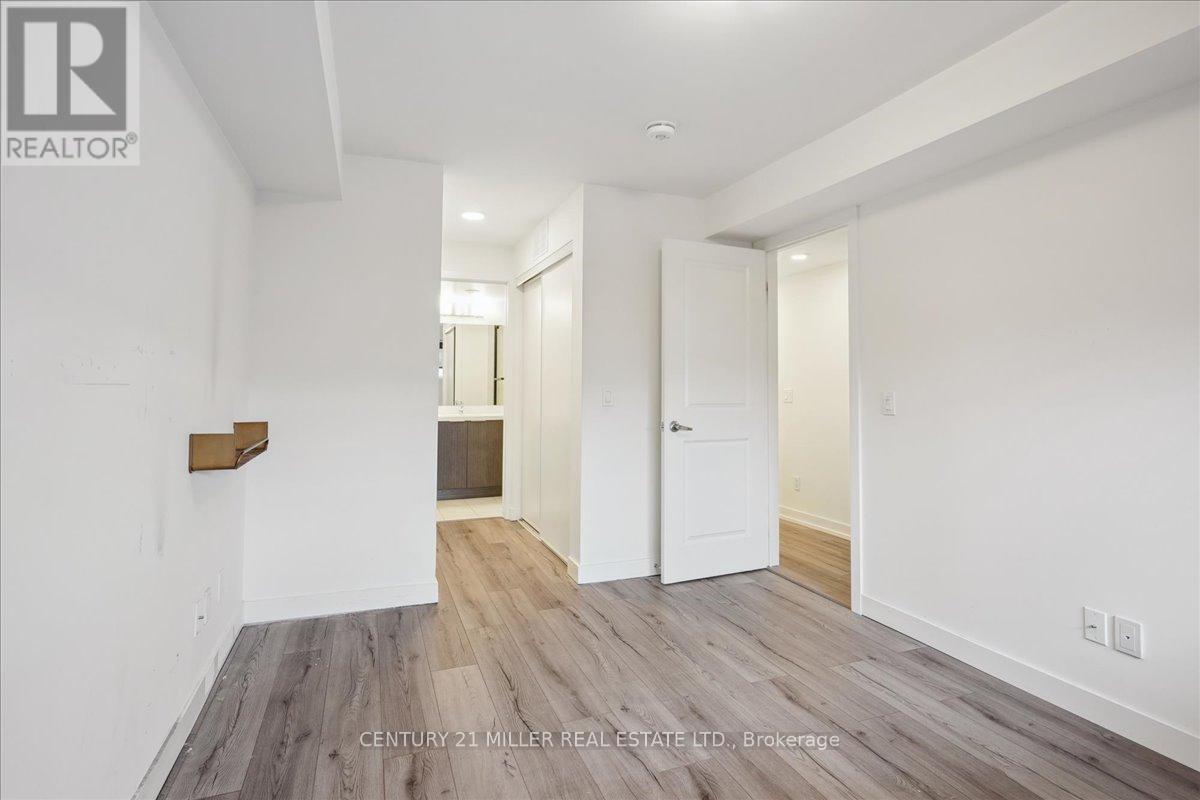 108 - 3058 Sixth Line Property Photo 28