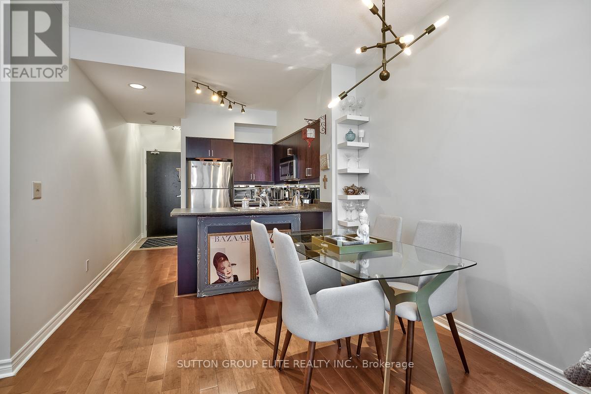 1307 - 388 Prince Of Wales Drive Property Photo 1
