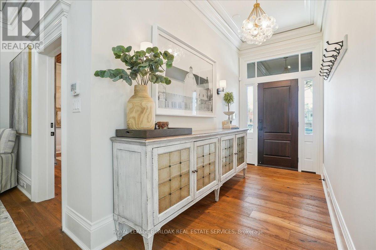 524 Locust Street Property Photo 4