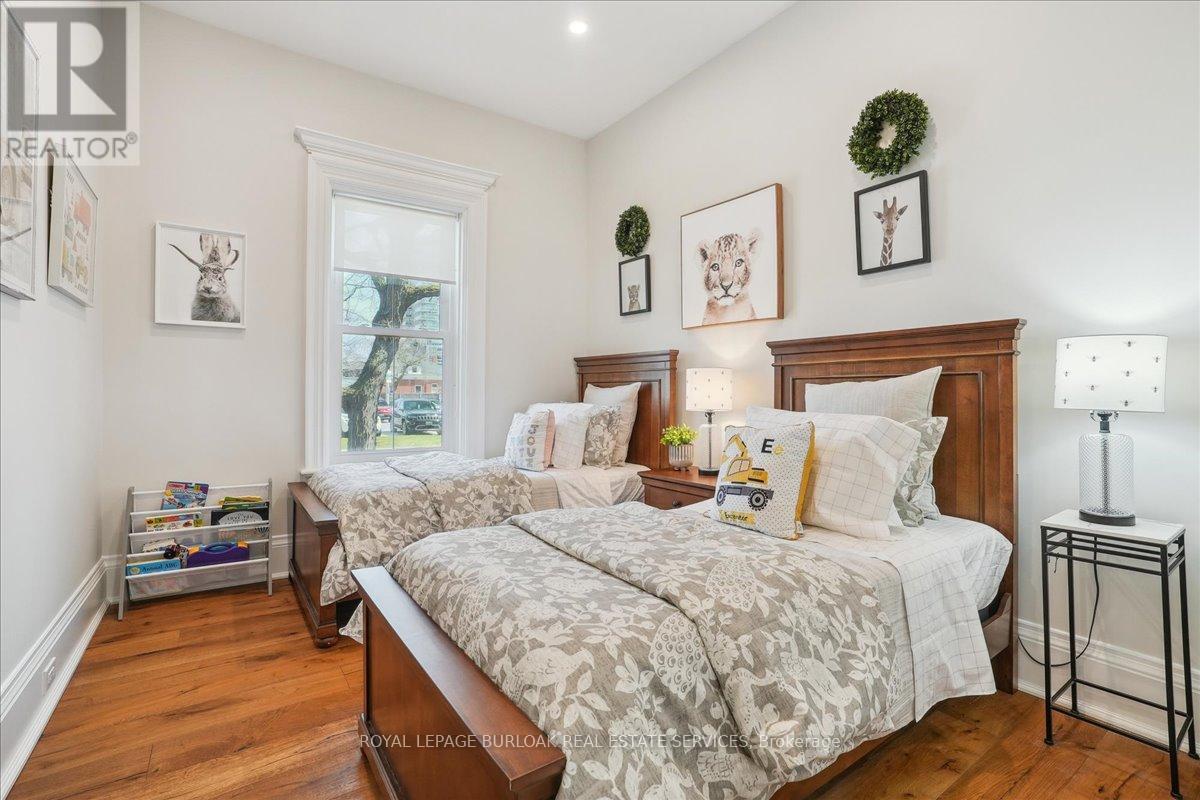 524 Locust Street Property Photo 20