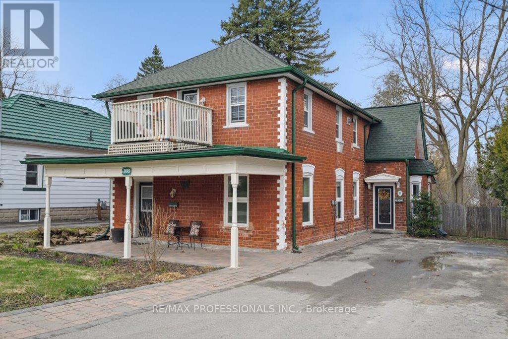 31 Brock Street Property Photo 1