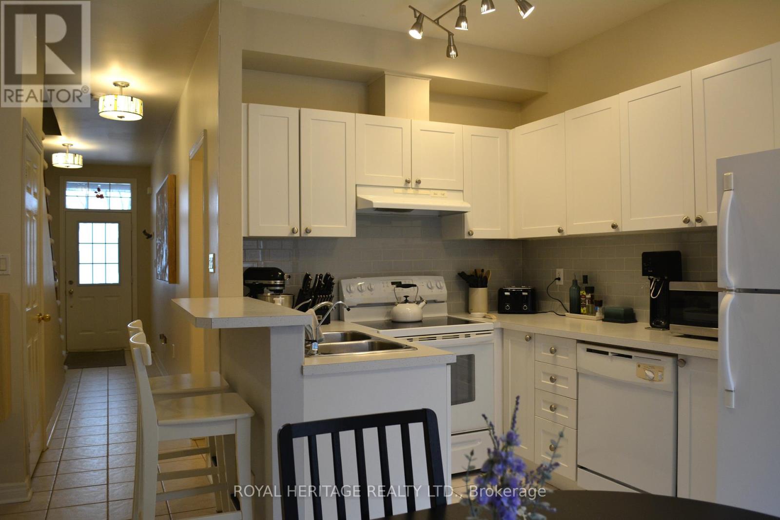 20 Wesleyan Street Property Photo 3