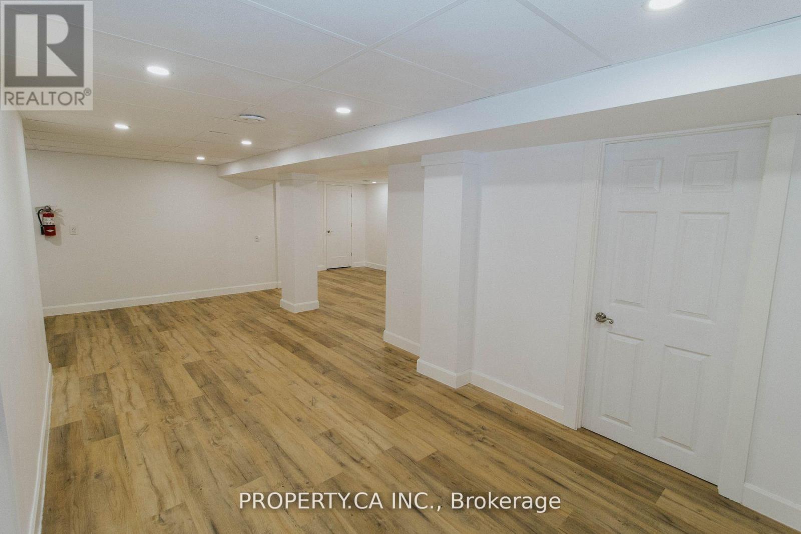 Lower - 154 Kerr Street Property Photo 1