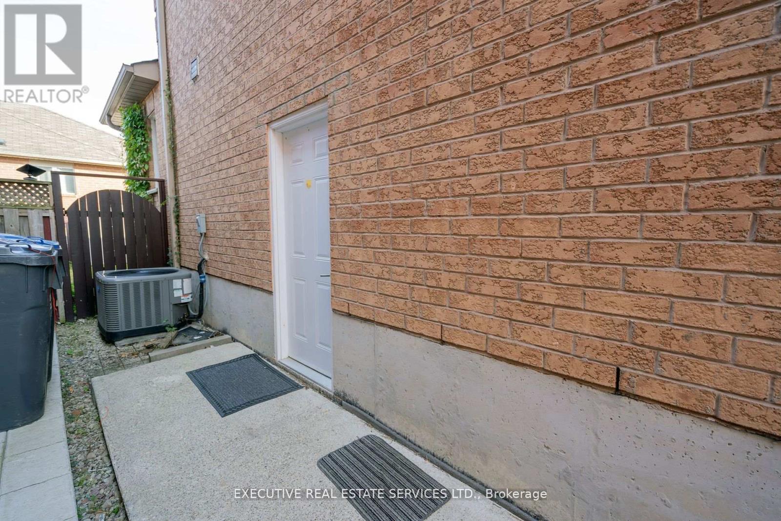 41 Fallstar Crescent Property Photo 31