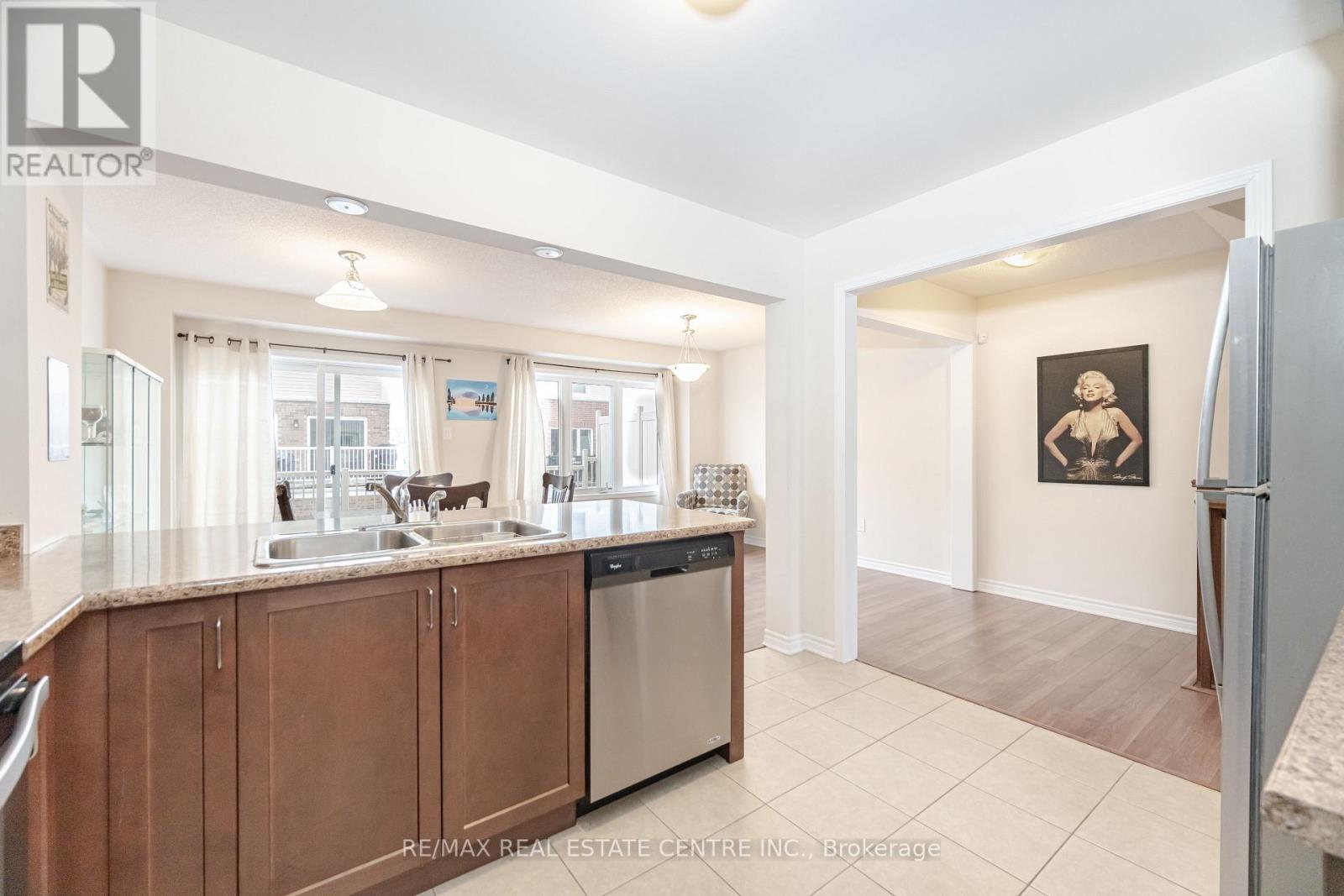 18 Allium Road Property Photo 6