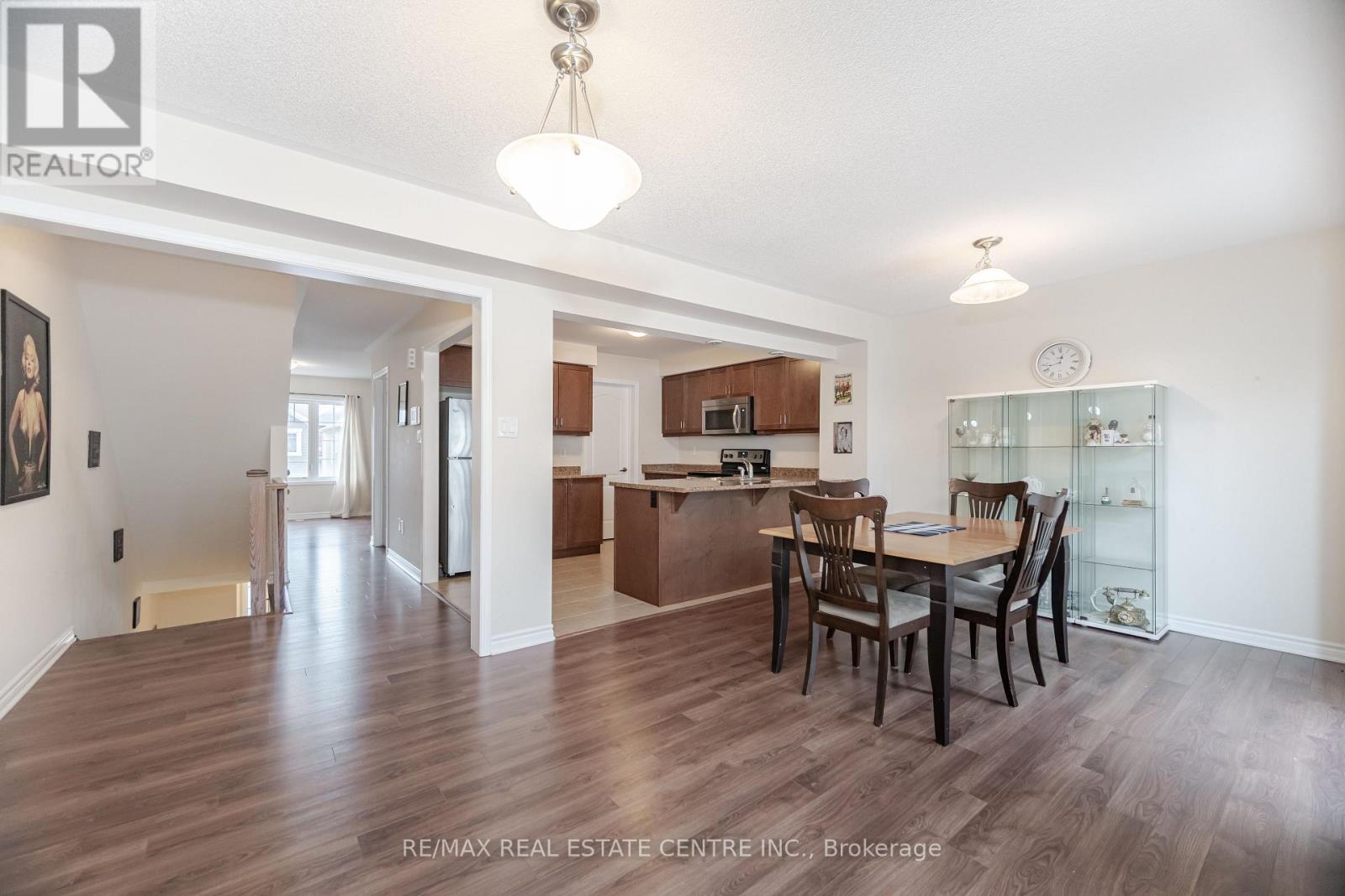 18 Allium Road Property Photo 8