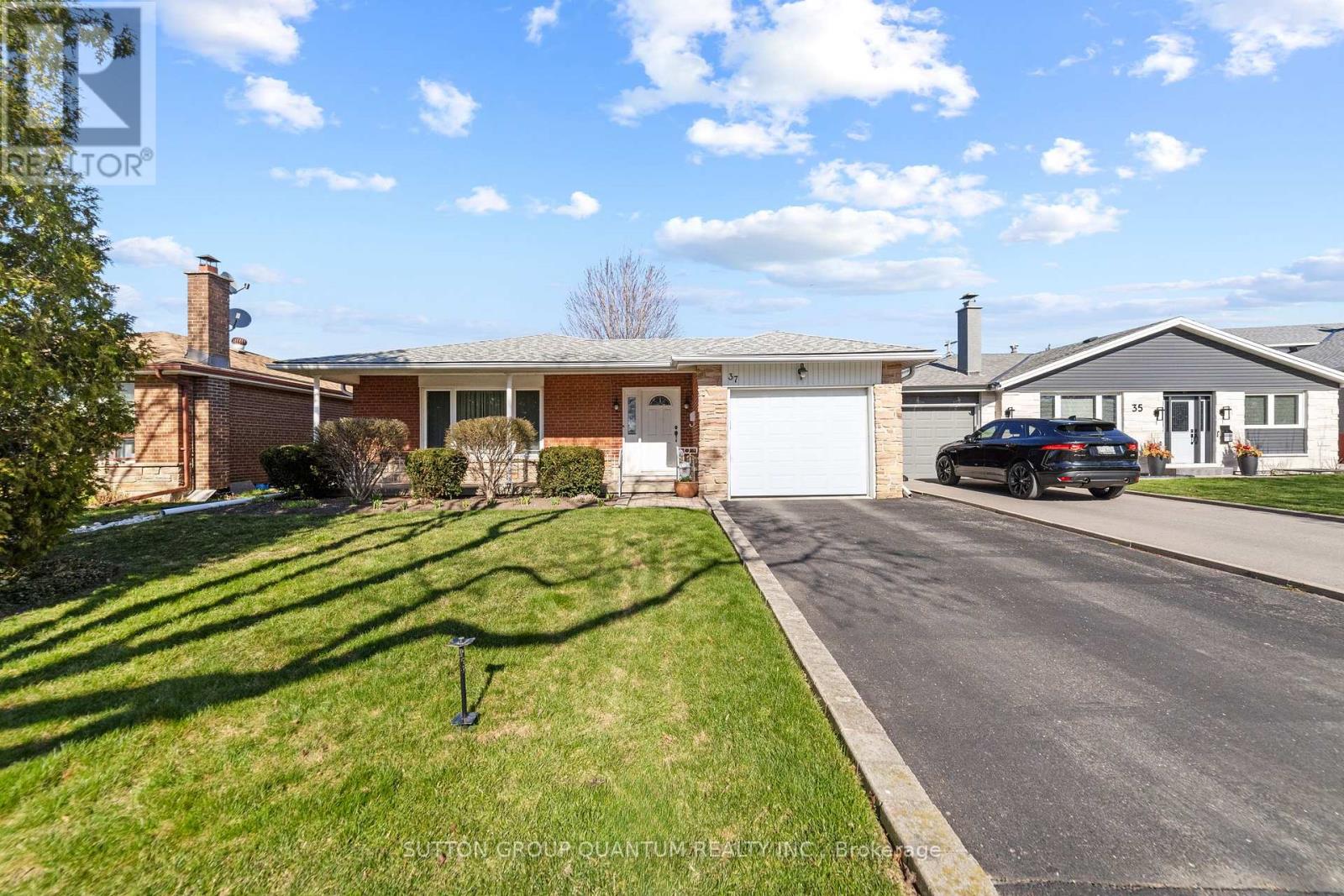 37 FARLEY CRESCENT Property Image