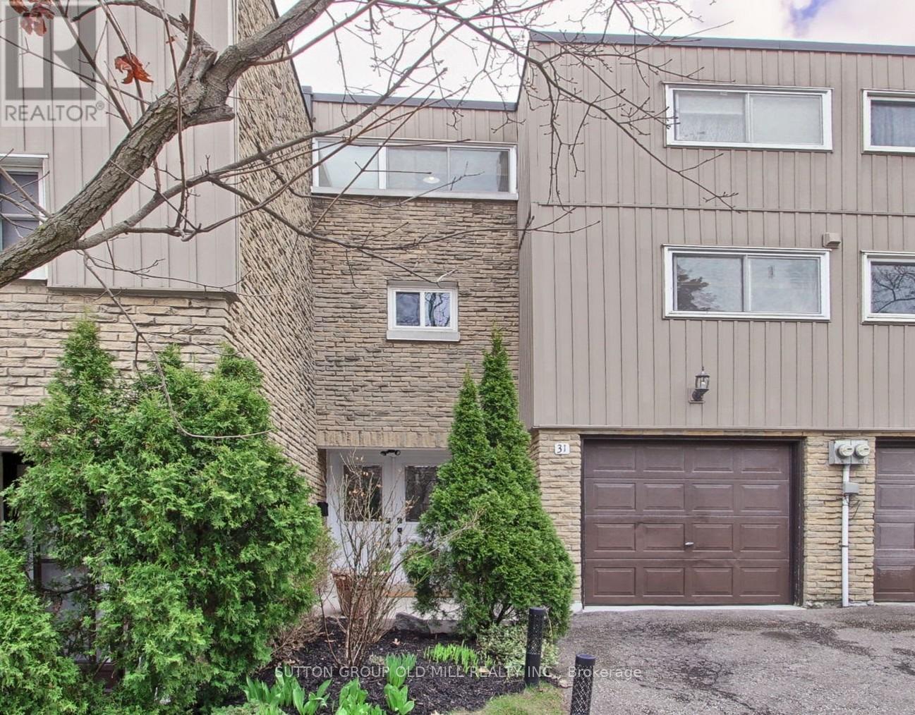 31 - 400 Bloor Street Property Photo 1