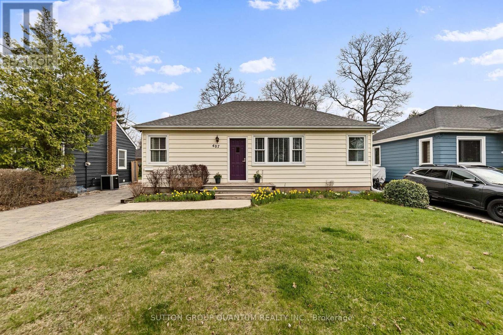 407 QUEEN MARY DRIVE Property Image