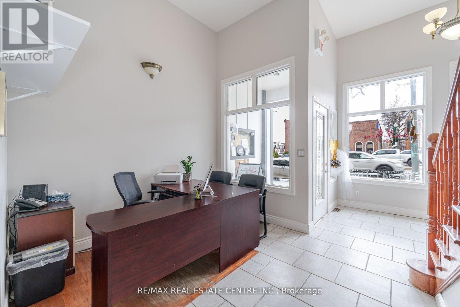 133 Broadway Property Photo 8