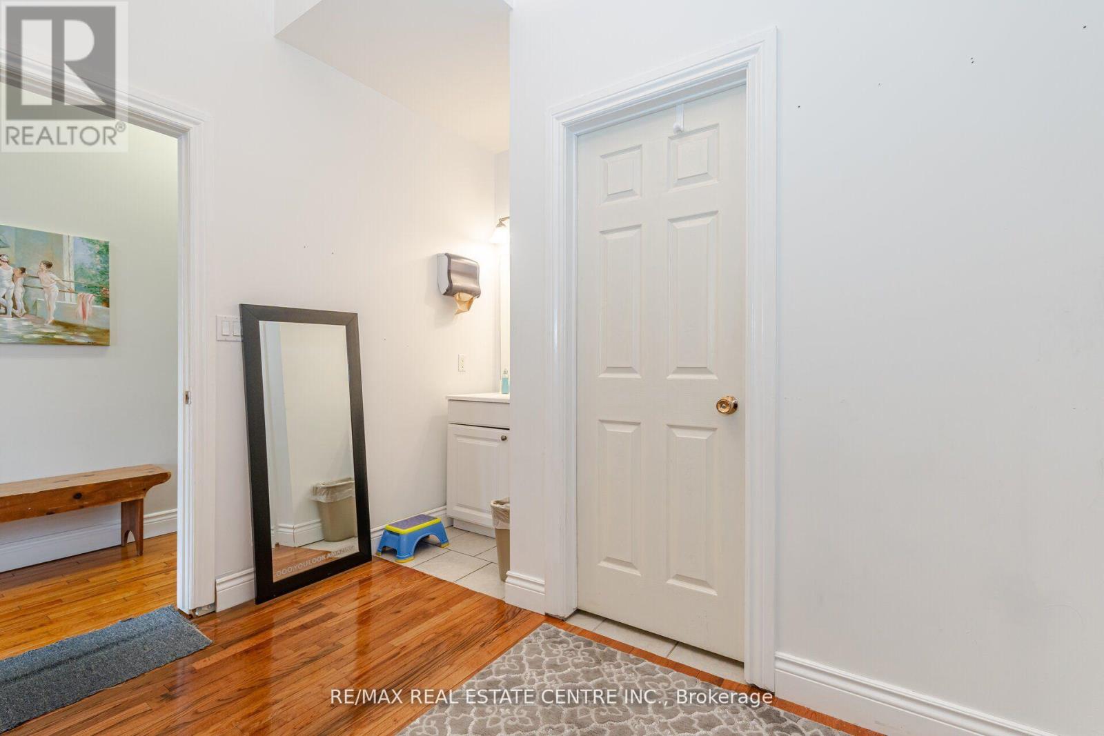 133 Broadway Property Photo 23