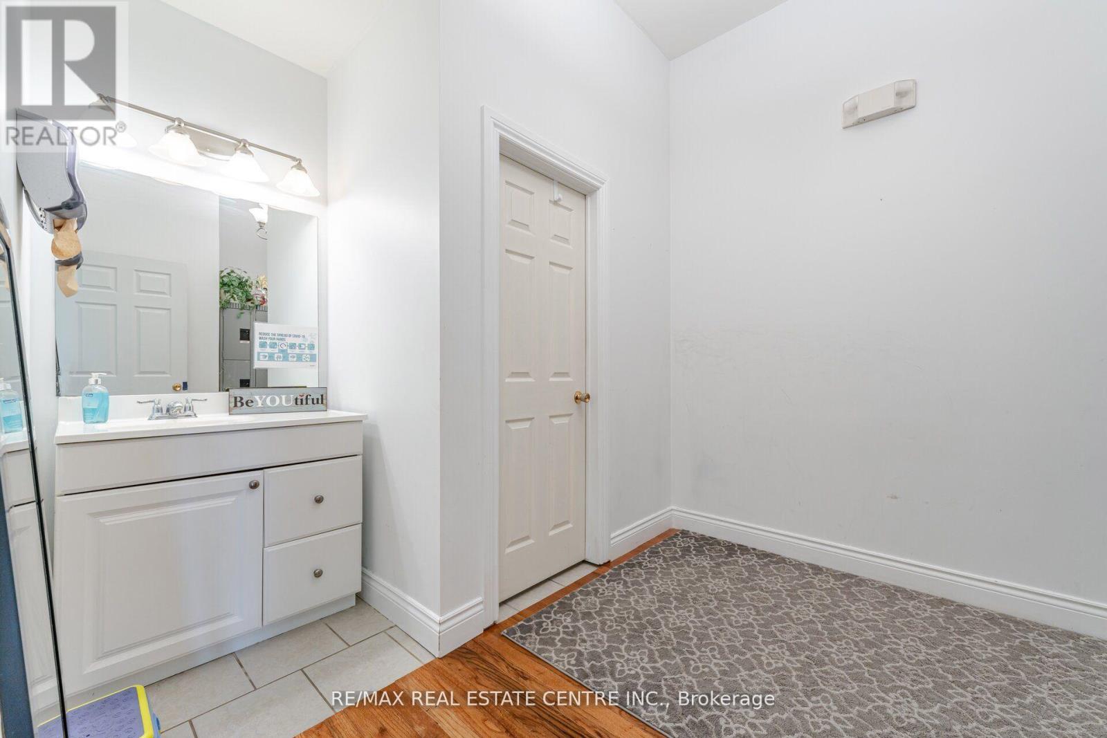 133 Broadway Property Photo 25