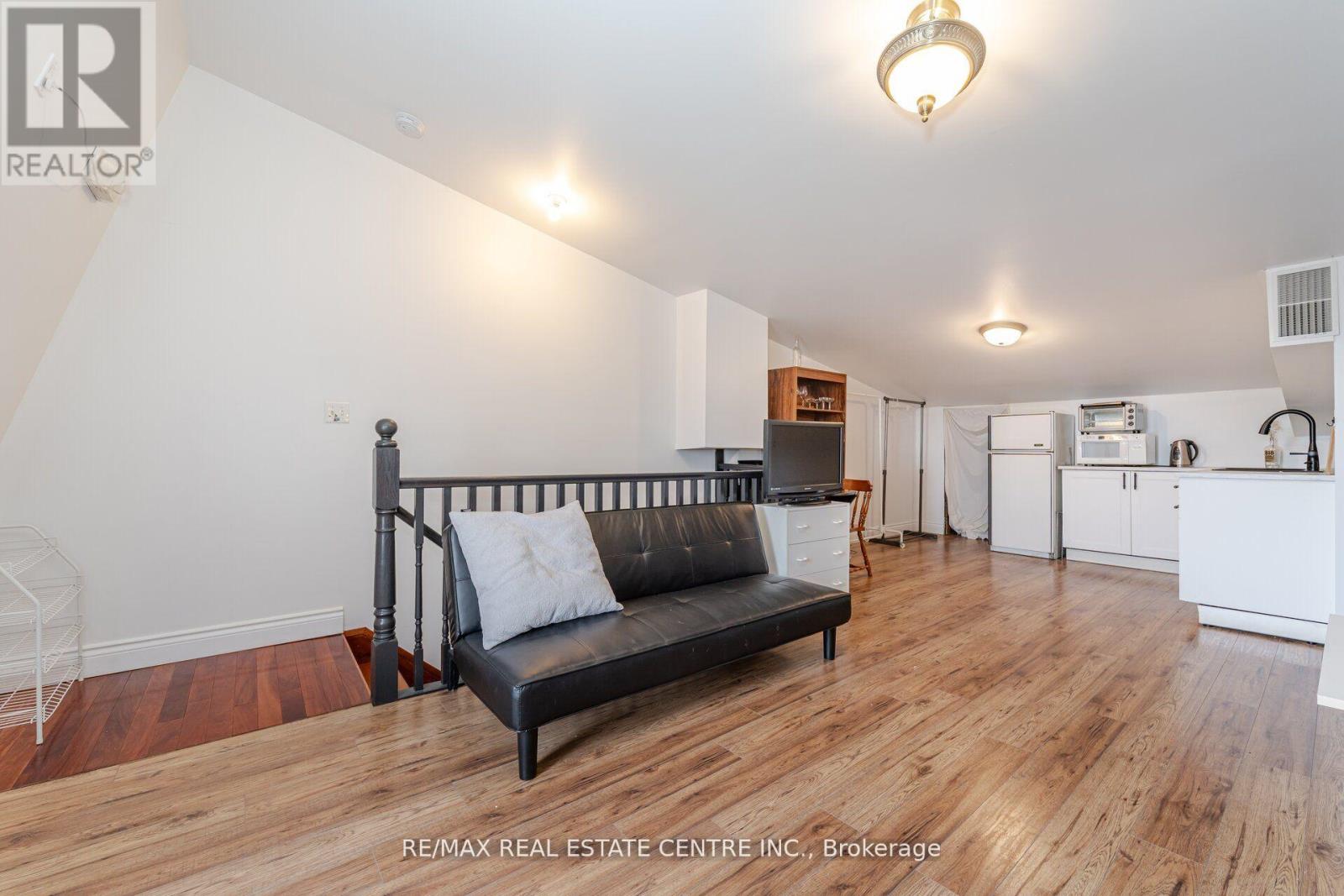 133 Broadway Property Photo 28