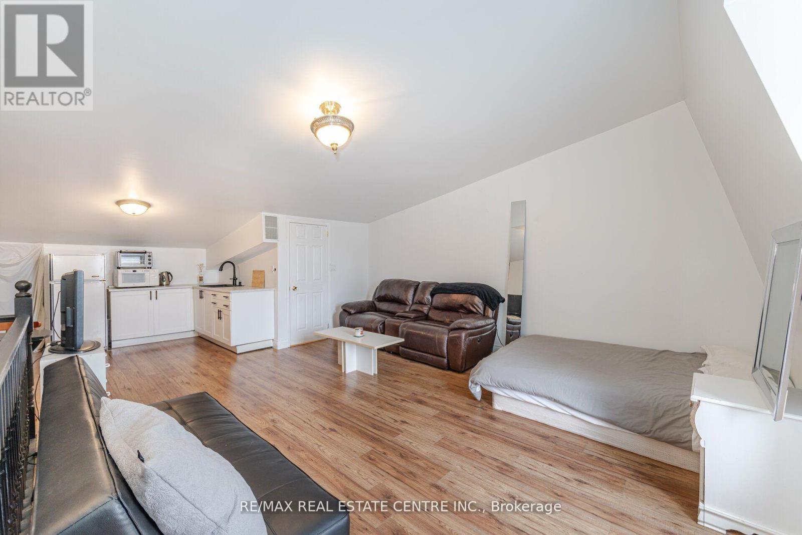 133 Broadway Property Photo 30
