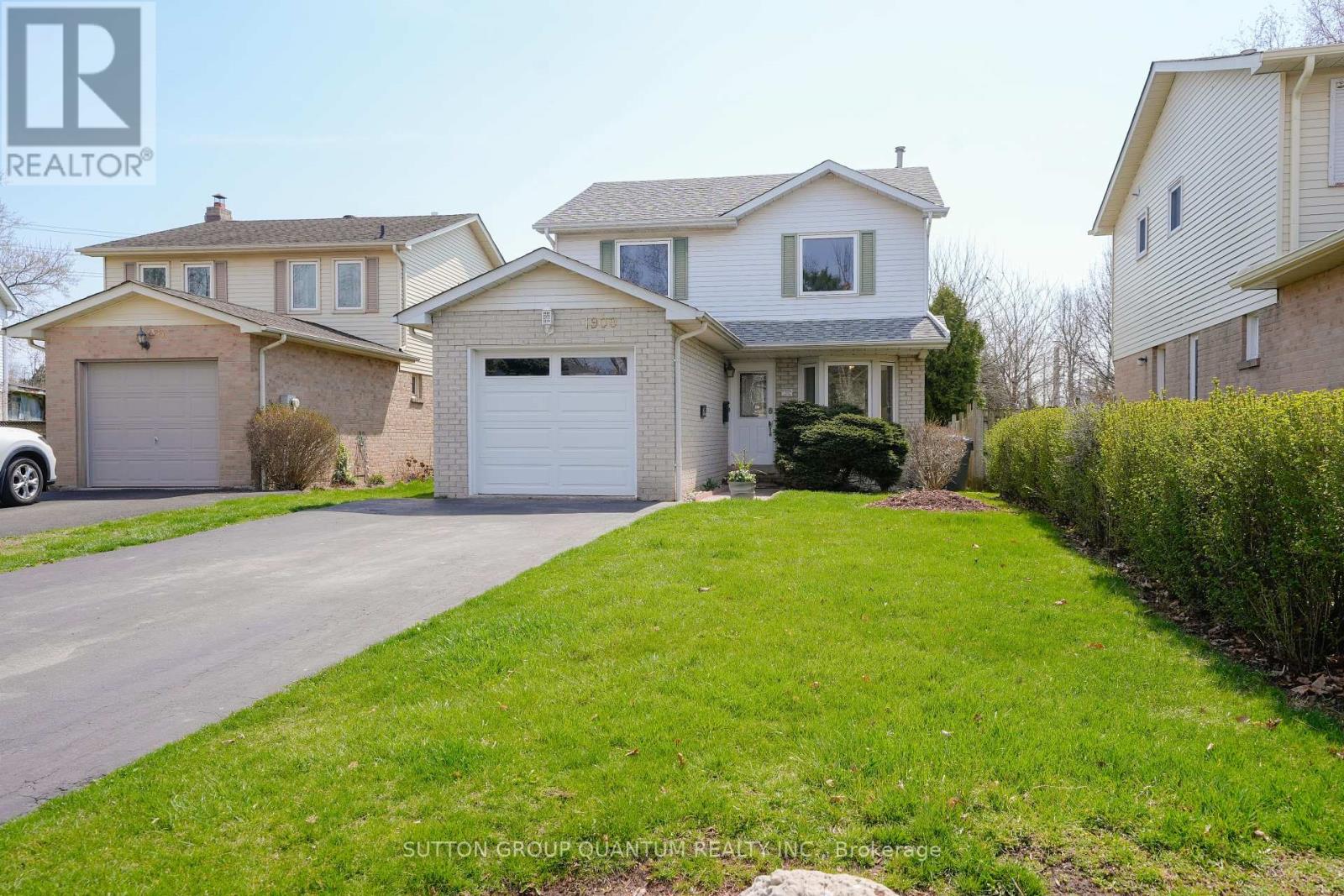 1900 Carrera Court Property Photo 1