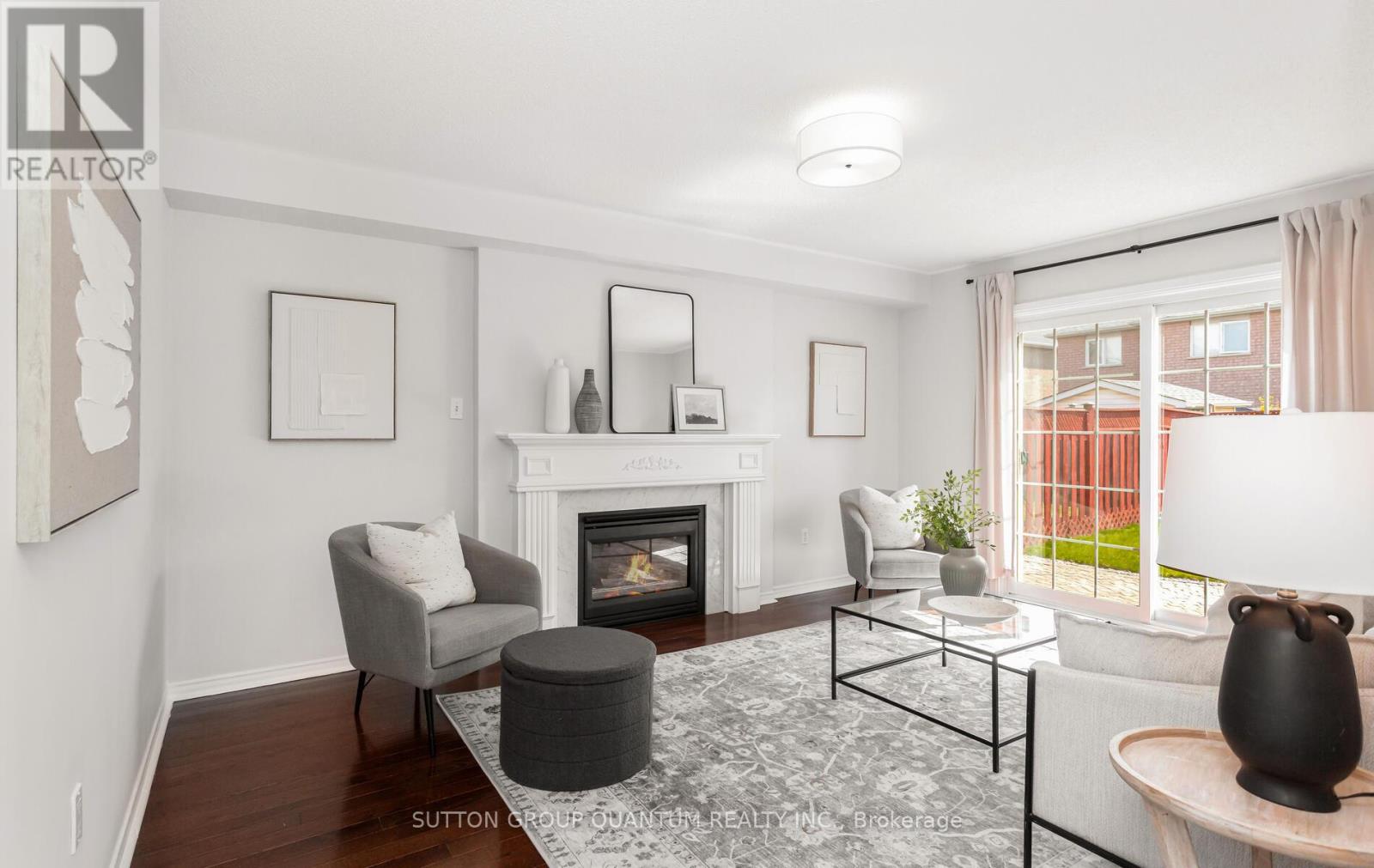 2838 Cartwright Crescent Property Photo 1