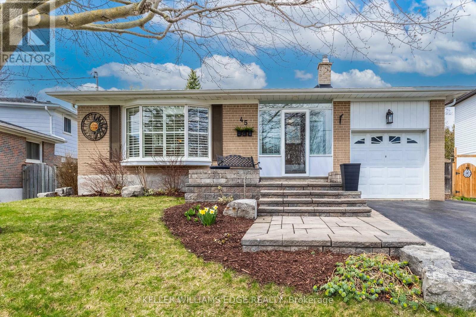 45 Stockman Crescent Property Photo 1