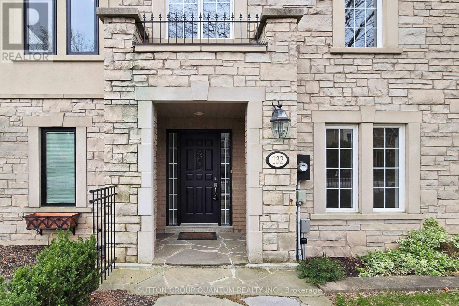 132 John Street Property Photo 1