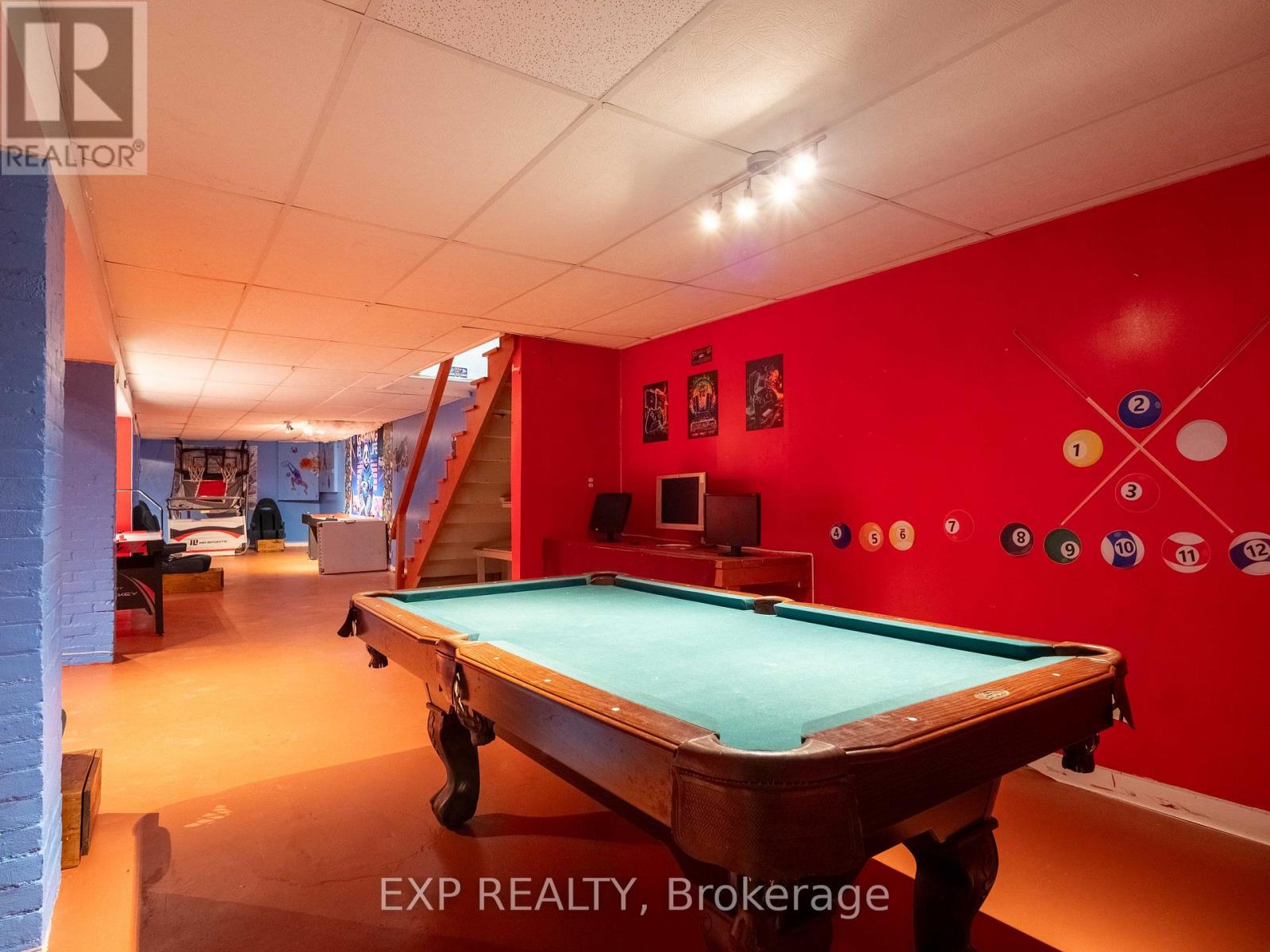 3052 Dundas Street W Property Photo 29