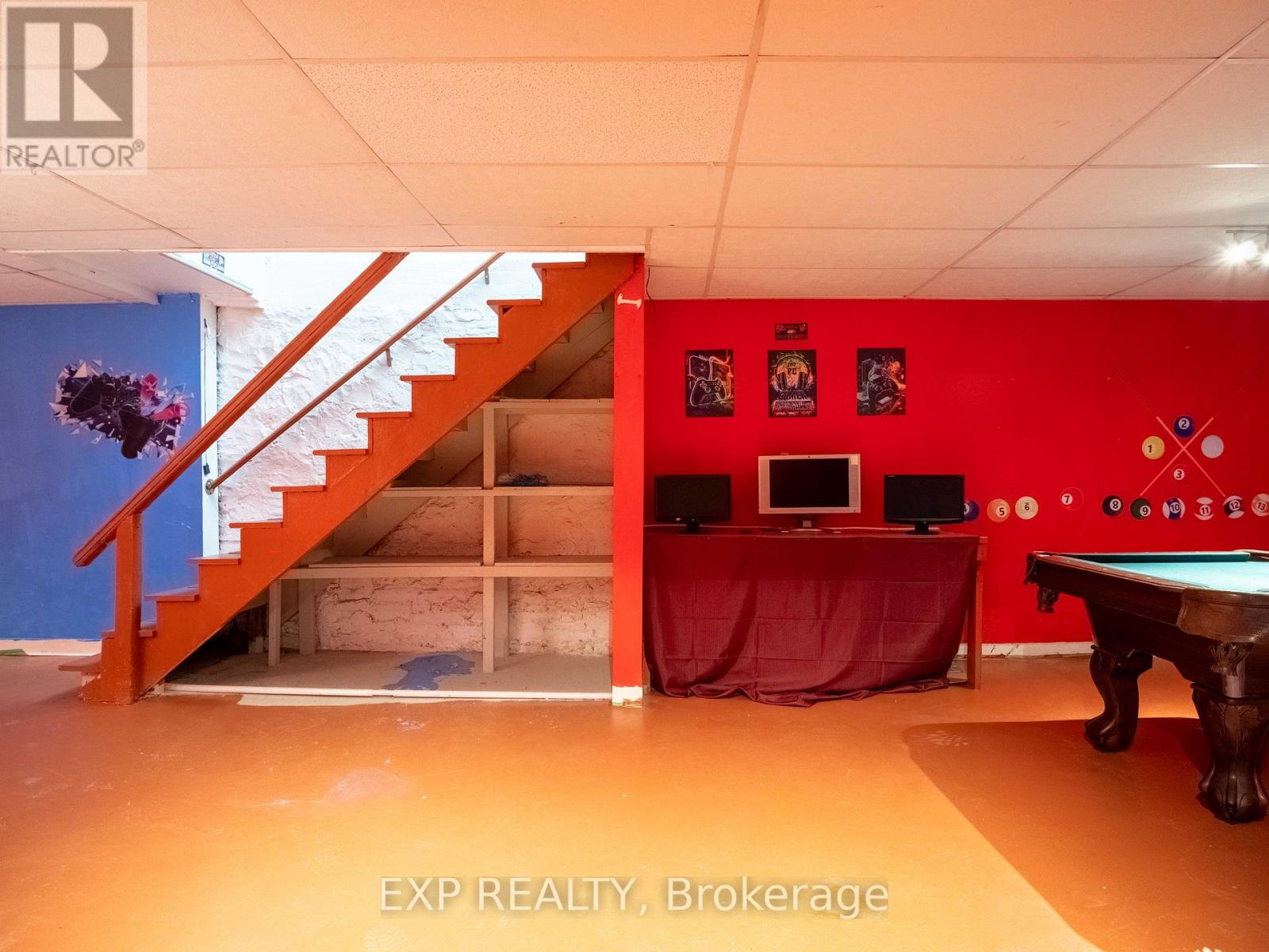 3052 Dundas Street W Property Photo 31