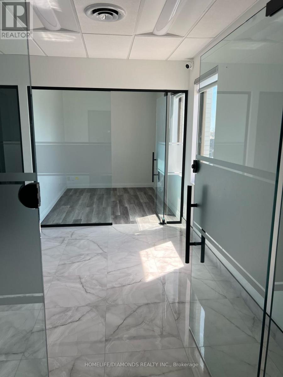 202 - 1830 Dundas Street E Property Photo 5