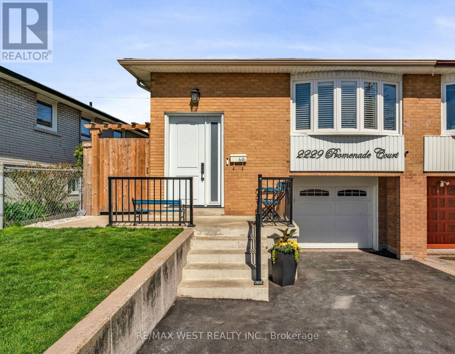 2229 PROMENADE COURT Property Photo 1