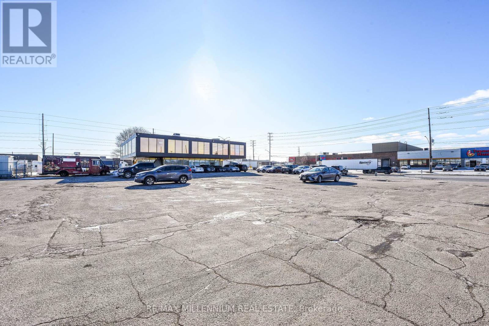 105 - 1300 Steeles Avenue E Property Photo 2