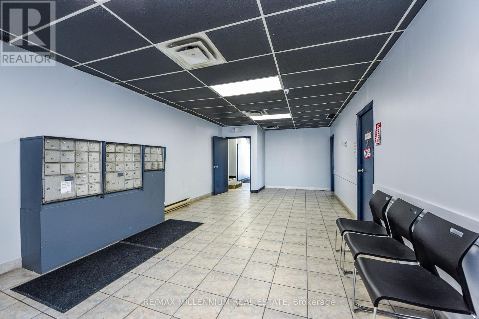 105 - 1300 Steeles Avenue E Property Photo 5