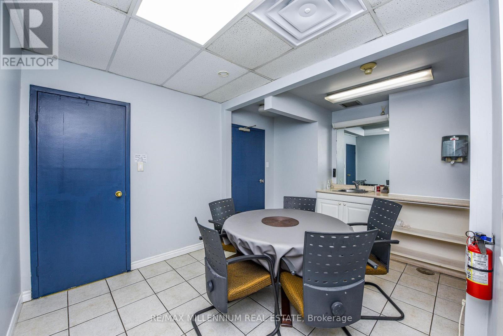 105 - 1300 Steeles Avenue E Property Photo 7