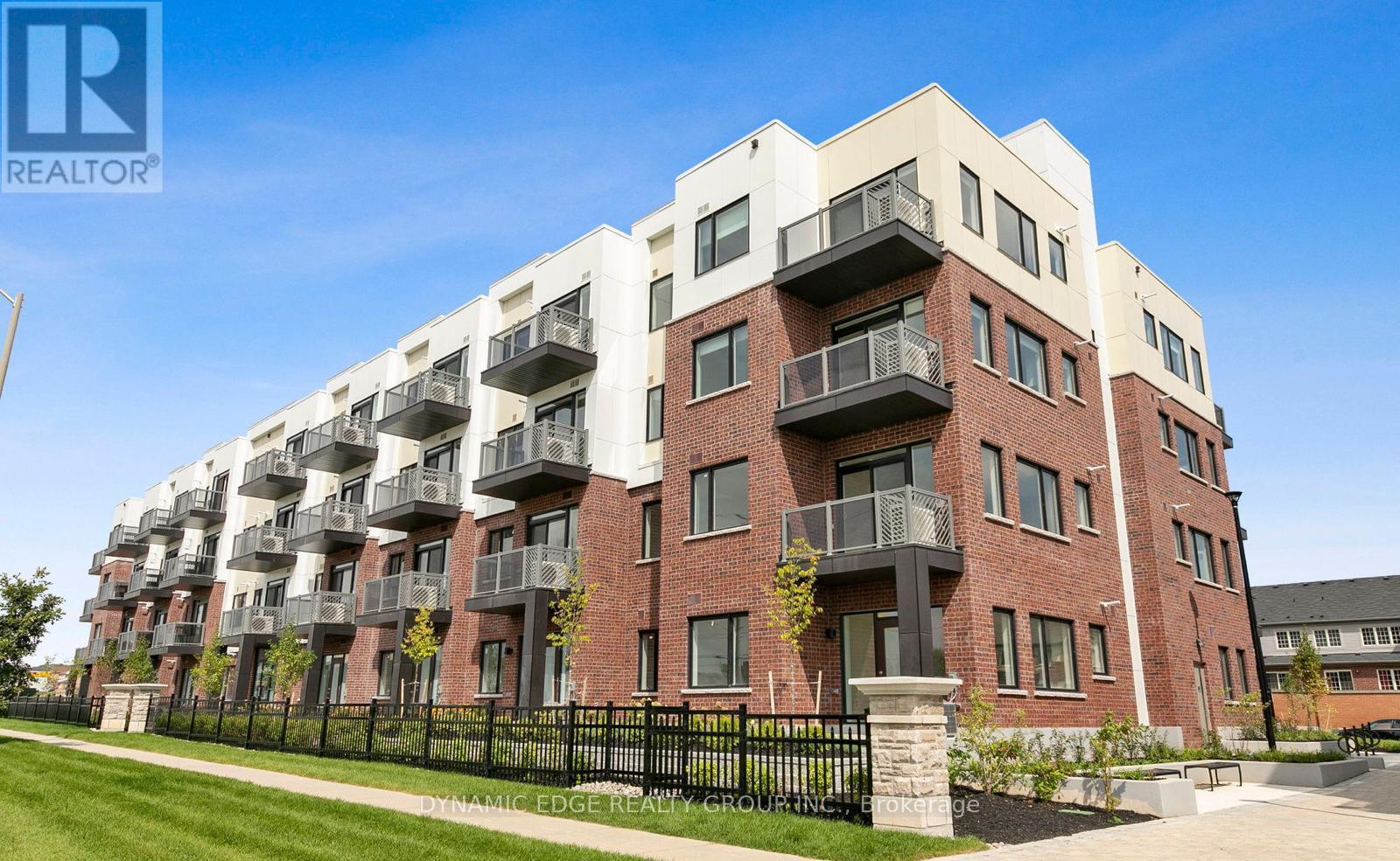 407 - 62 SKY HARBOUR DRIVE N Property Photo 1