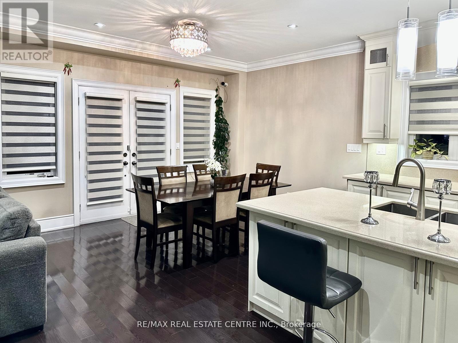 110 Allenby Avenue Property Photo 16