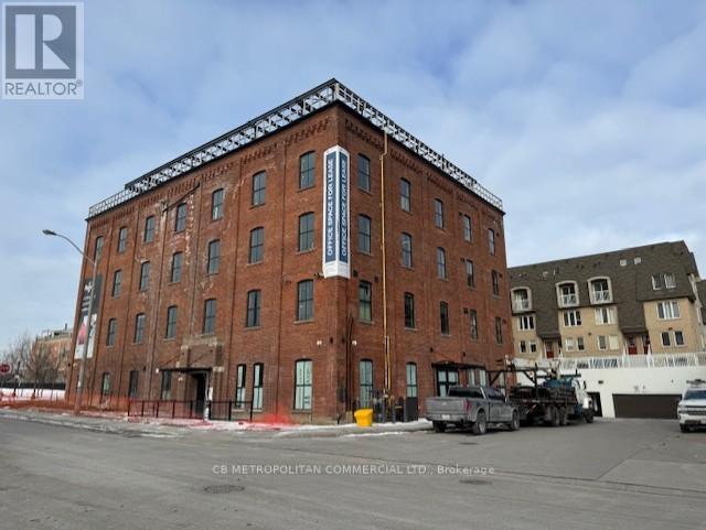 2C - 30 POWERHOUSE STREET Property Photo 1