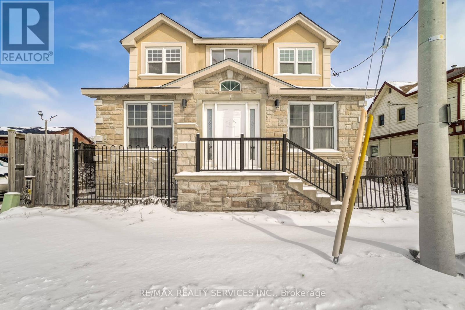 6 Trueman Street Property Photo 1