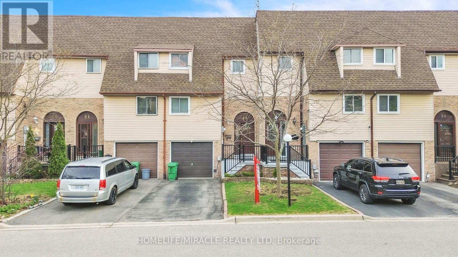 22 Rosset Crescent Property Photo 1