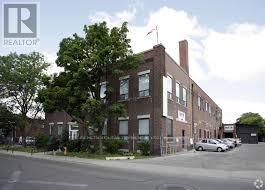208 - 258 WALLACE AVENUE Property Photo 1