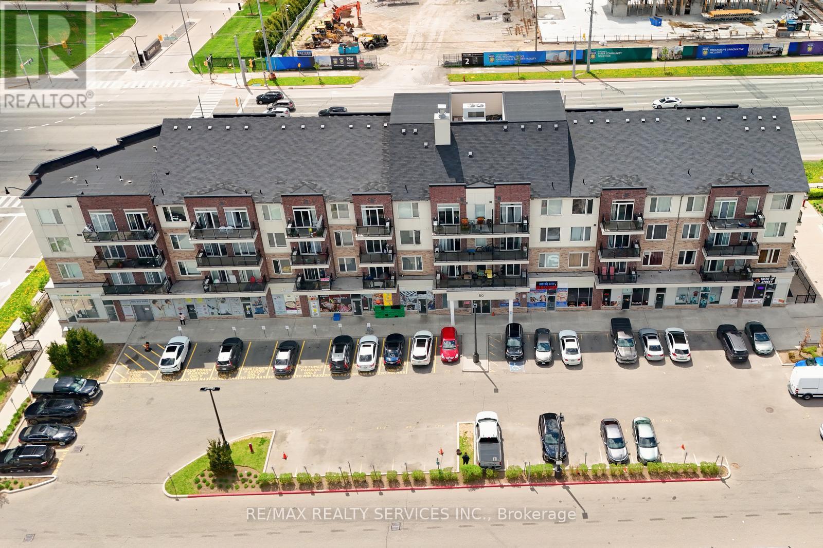 411 - 50 SKY HARBOUR DRIVE Property Photo 1