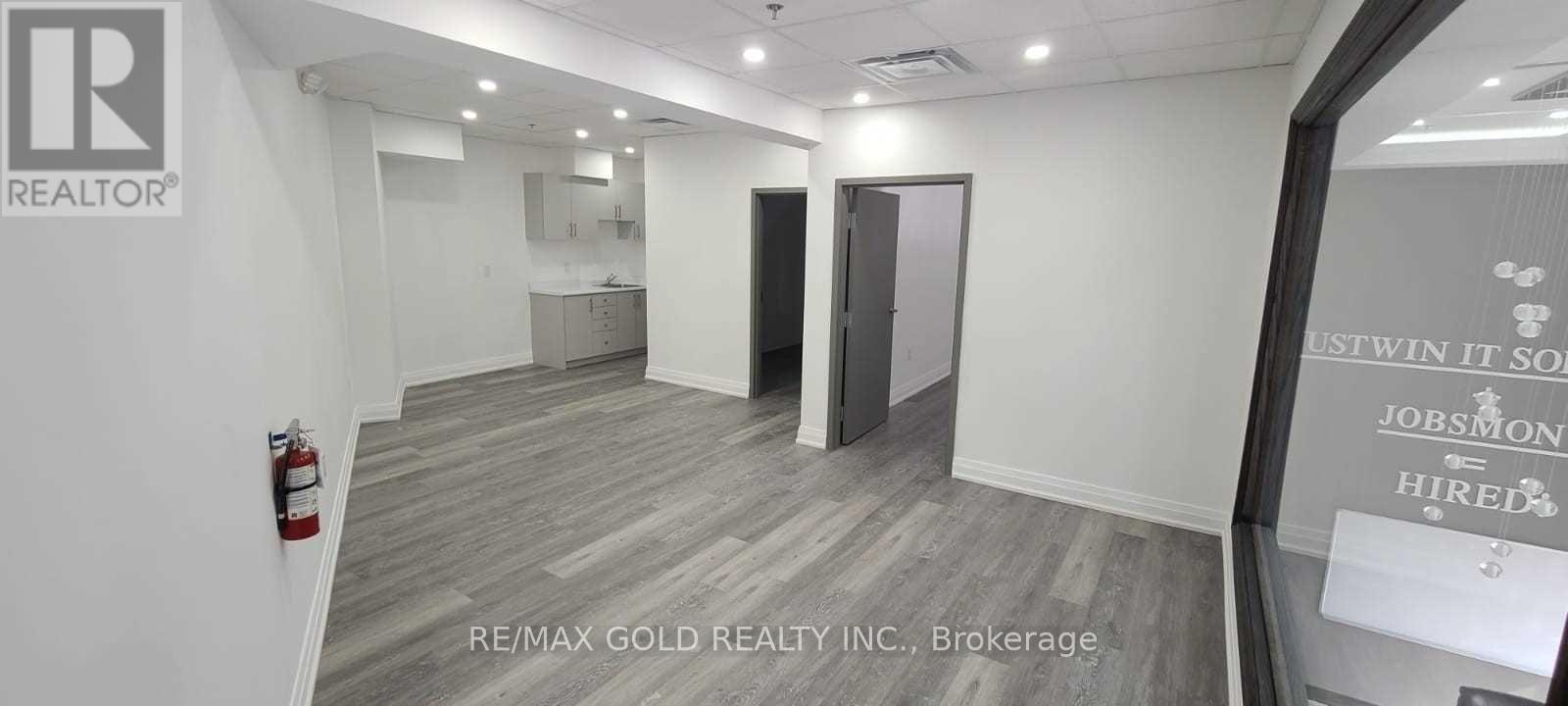 29 - 7956 Torbram Road Property Photo 4