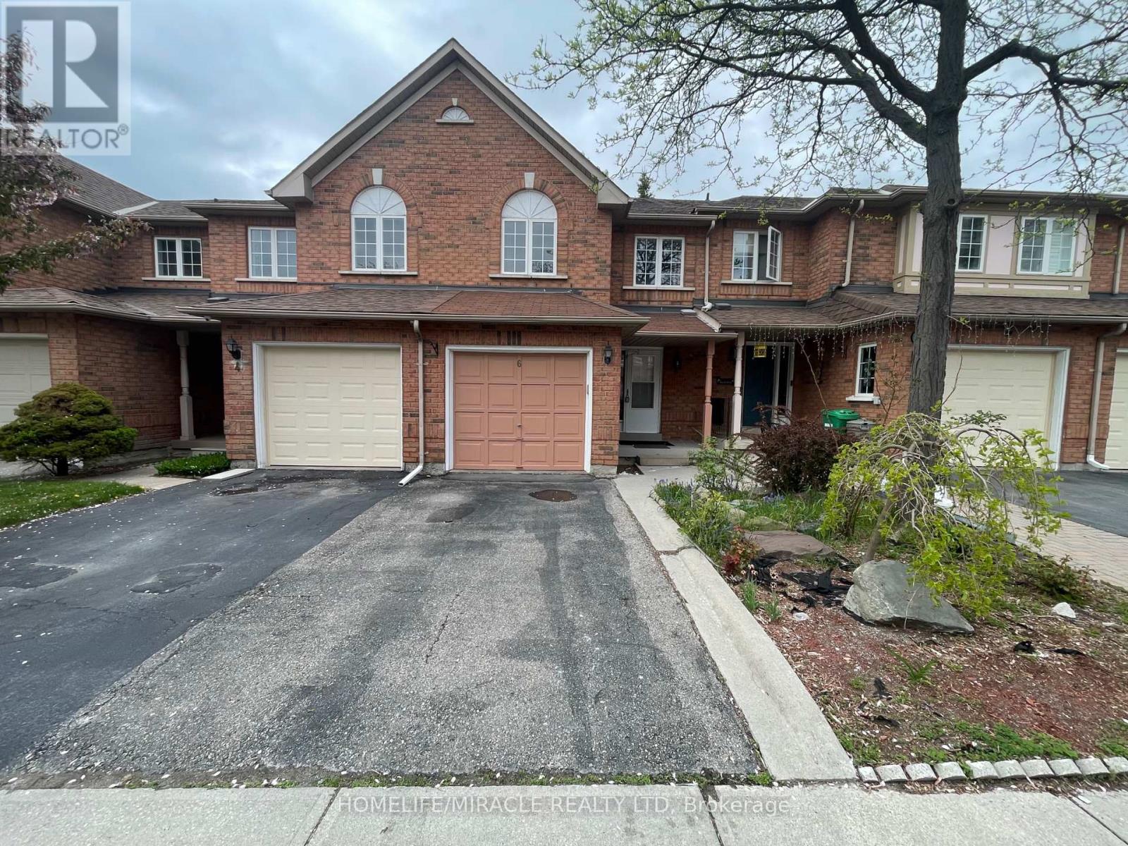 6 - 10 Cherrytree Drive Property Photo 1